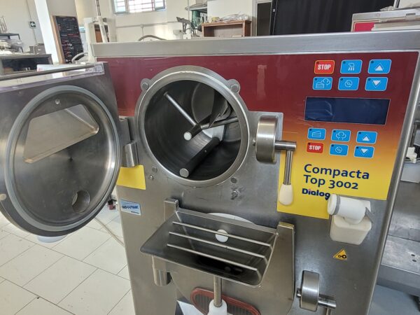 coldelite-compacta-RTX